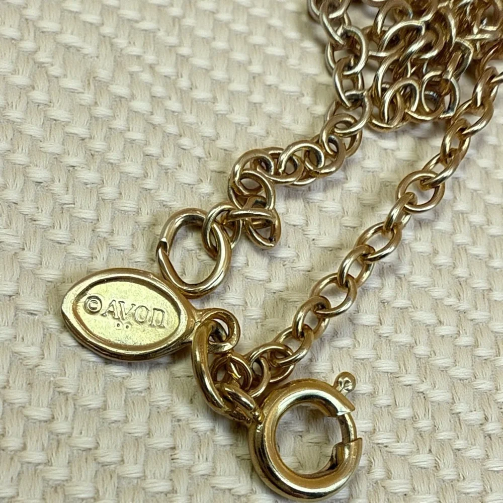 Vintage AVON Viennese Collection Victoria Lapis Blue Necklace Gold Toned Pendant - Picture 4 of 4